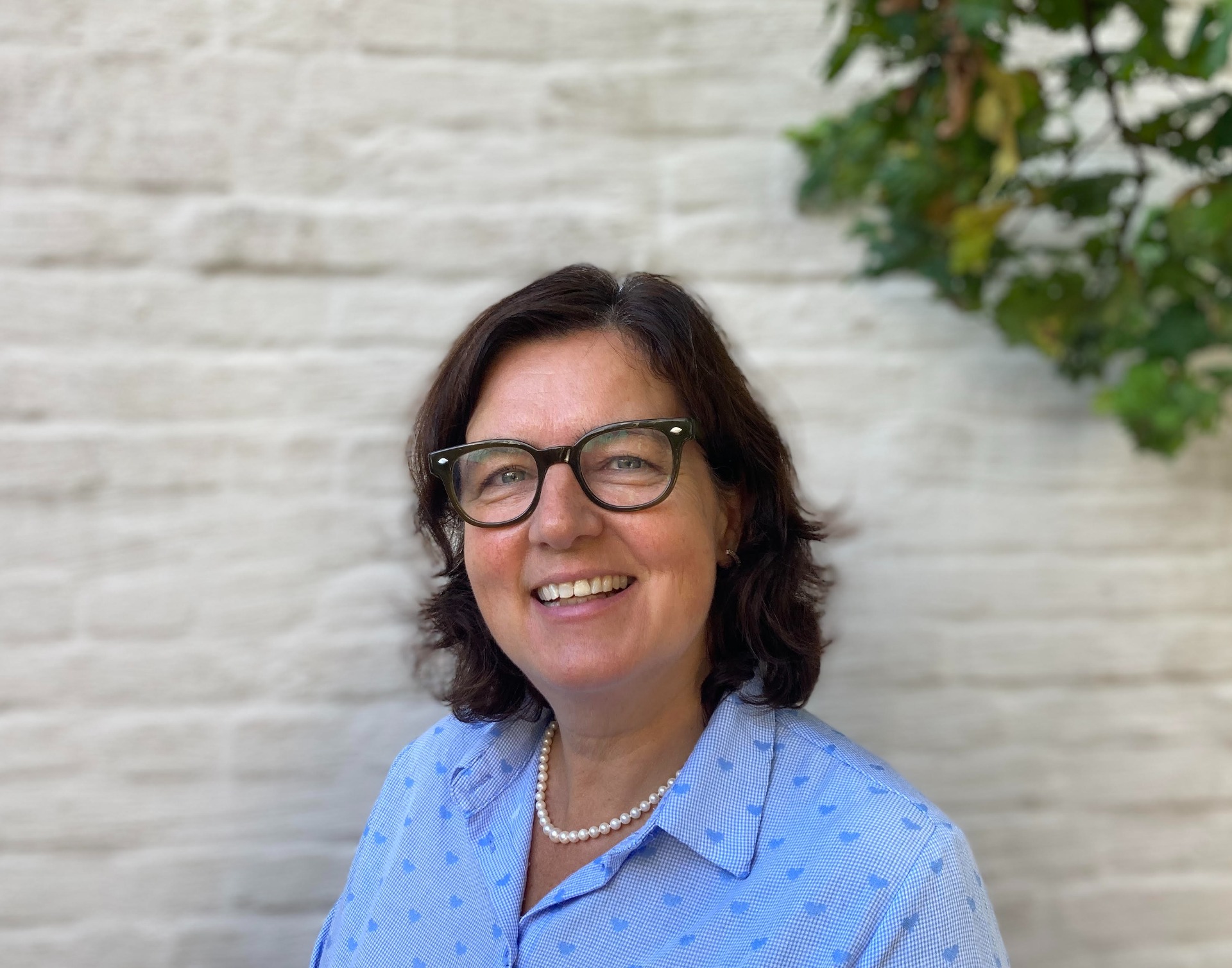 Dr. Isabelle Schatteman